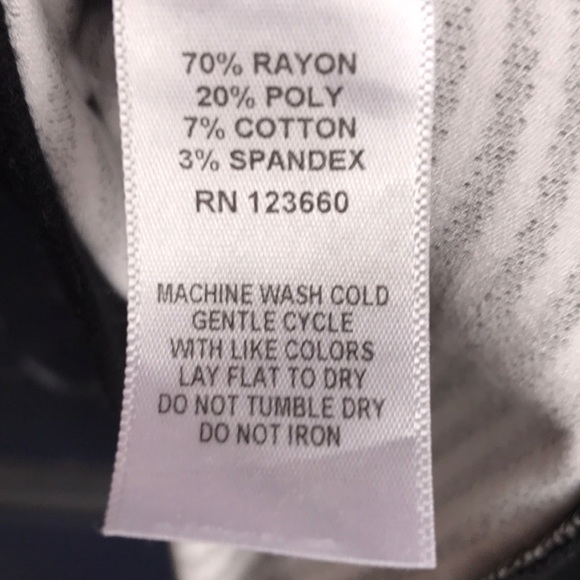 Striped SplitFiftyNine Sweetheart Cutout + Lightweight Sweatshirt striped so-now - Picture 6 of 6